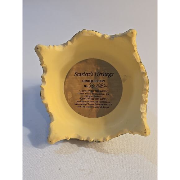 1993 Gone With The Wind Scarlett's Heritage Glass Dome Figurine CP37492 Lim Ed - Picture 8 of 8